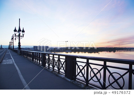 夜明けのピエール橋 49176372