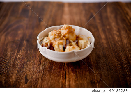 里芋のくるみ味噌和え 49185283