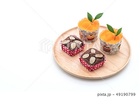 brownies and orange cup cake 49190799