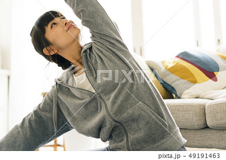 女性　ライフスタイル　ビューティー 49191463
