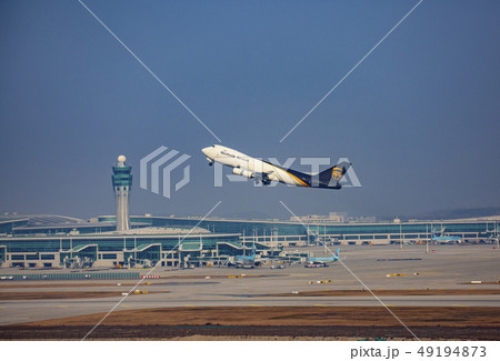 飛行機 旅客機 離陸 49194873