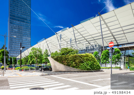 東京駅 八重洲口 駅前風景 東京駅 八重洲口 駅前風景 49198434