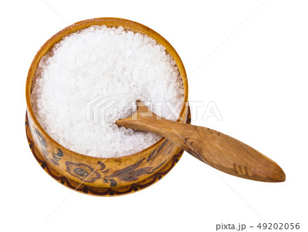 wooden salt cellar with spoon with coarse Sea Salt 49202056