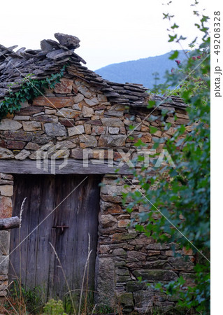 Typical ancient houses in the French mountains 49208328