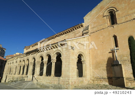 世界遺産　セゴビアのサン・ミリャン教会 49210243