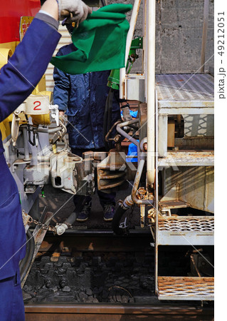 大井川鐵道井川線　アプトいちしろ駅での連結作業 49212051