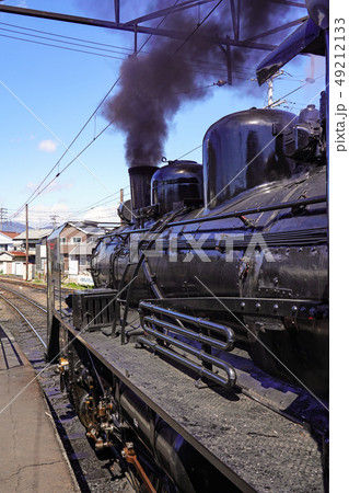 大井川鐵道　新金谷駅に停車中のSL、C5644 49212133