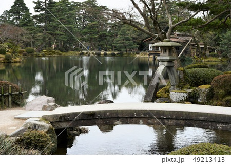 加賀　兼六園　大名庭園 49213413