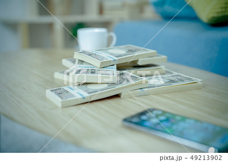 お金 大金 札束 副業 本職 金融 経済 一万円札 1万円札 壱萬円札 日本円 100万円 百万円 お金 大金 札束 副業 本職 金融 経済 一万円札 1万円札 壱萬円札 日本円 100万円 百万円 49213902