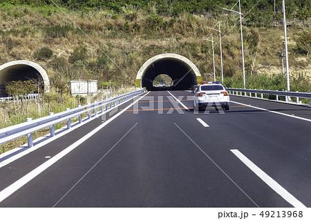 高速 スピード 覆面 パトカー 煽り 運転 交通 違反 渋滞 帰省 ゴールデン お盆 罰金 サービス 高速 スピード 覆面 パトカー 煽り 運転 交通 違反 渋滞 帰省 ゴールデン お盆 罰金 サービス 49213968