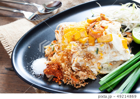 Pad Thai or stir-fried noodles with shrimp and egg 49214869