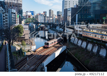 聖橋から見た御茶ノ水あたり 水彩画 　サイズF10 お茶の水駅 聖橋からの眺め - YouTube