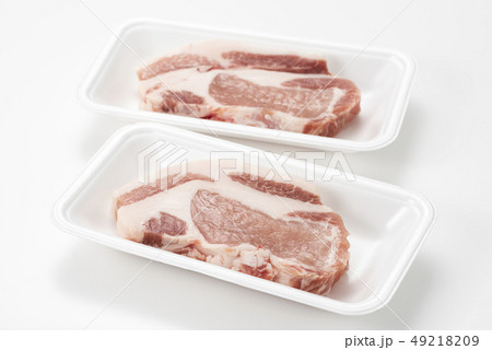 パック入り豚肉 パック入り豚肉 49218209