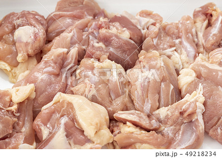 鶏もも肉 アップ 49218234