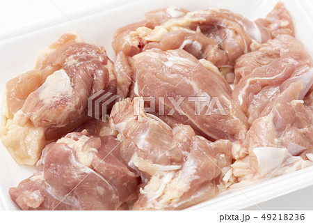 パック入り鶏肉 アップ 49218236