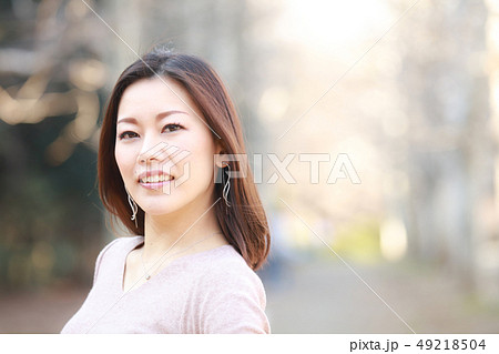 女性ポートレート 49218504
