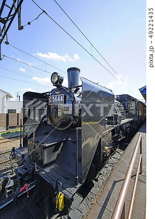 大井川鐵道　新金谷駅に停車中のSL、C5644 49221435