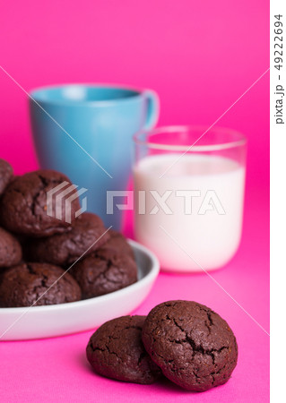 delicious chocolate chip cookies delicious chocolate chip cookies 49222694