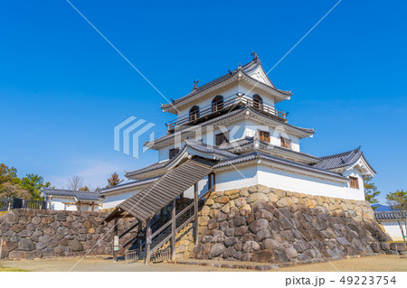 青空と白石城 青空と白石城 49223754