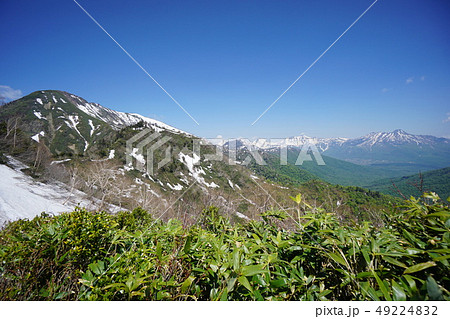 残雪の高妻山＆妙高山＆火打山＆焼山 49224832