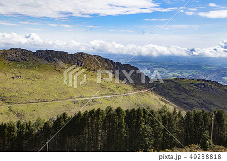 リューヌ山の登山鉄道からの風景 リューヌ山の登山鉄道からの風景 49238818