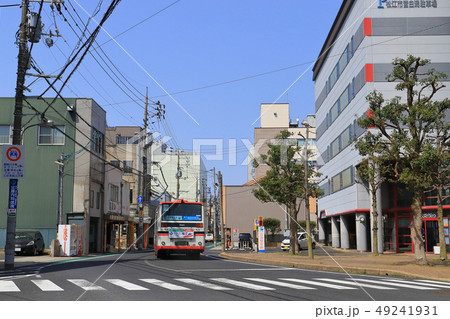 島根県松江市白潟本町の大橋通りから北側の大橋南詰方面を見る 49241931
