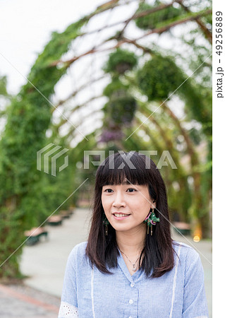 女性 女の人 女 49256889