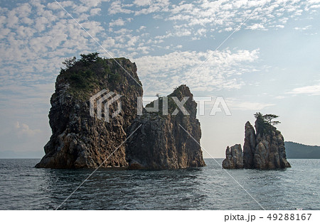 隠岐島前の三郎岩 49288167