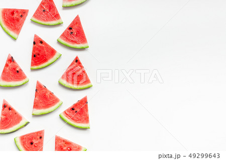 Fresh watermelon slices pattern 49299643