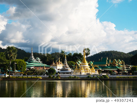 Pagoda of Wat Chong Klang , Maehongson province 49307241