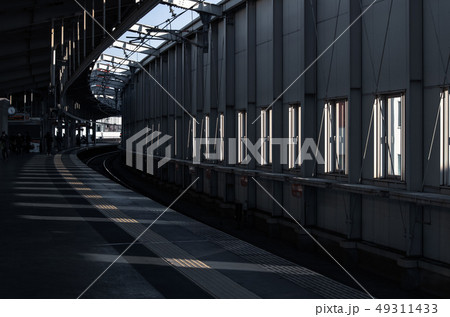 阪急豊中駅の午後 49311433