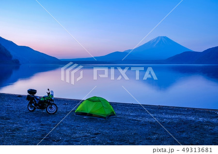 キャンプツーリング （本栖湖） 49313681