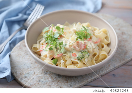 Spring Vegetable Fettuccine Alfredo Spring Vegetable Fettuccine Alfredo 49325243