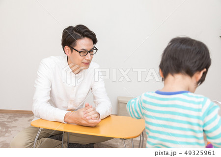 育児　分からない　 49325961