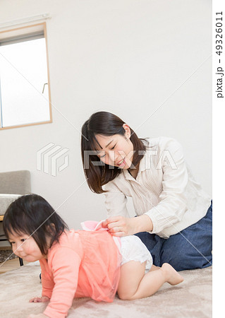 育児 おむつ 交換 育児 おむつ 交換 49326011