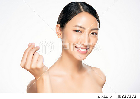 Beautiful Young asian Woman with Clean Fresh Skin 49327372