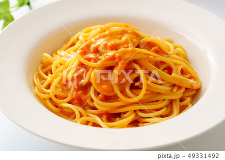 カニのトマトクリームパスタ カニのトマトクリームパスタ 49331492