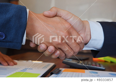 businessman handshake consulting agree dealing businessman handshake consulting agree dealing 49333857