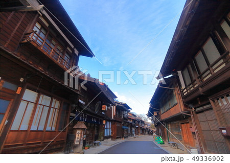 【長野県】晴天下の奈良井宿 49336902