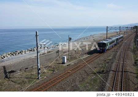 日本海ひすいライン：気動車　　糸魚川市 49340821