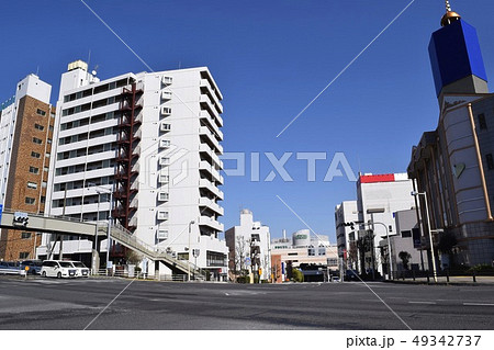 茨城県 取手駅西口の街並みと国道6号 茨城県 取手駅西口の街並みと国道6号 49342737