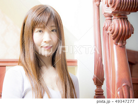 淑女　美人 麗しき撫子淑女の舞い ３０代 後半 日本人 女性 長髪 茶髪 ストレート 美人 かわいい 知的 可憐の写真素材 [49347277] - PIXTA