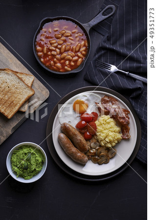 traditional english breakfat. top view 49351773
