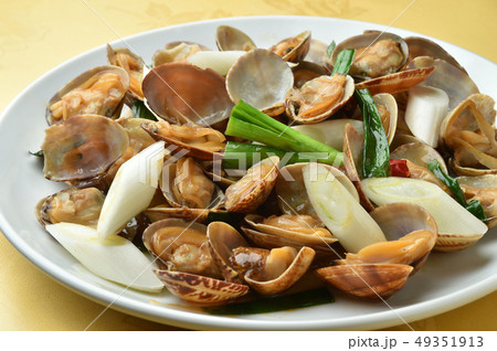 中華料理　浅蜊とネギの炒め物 49351913