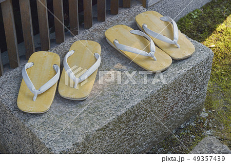 雪駄　沓脱石 49357439