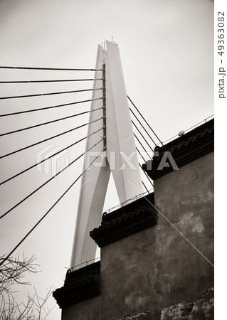 Chongqing bridge old house 49363082
