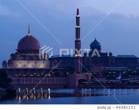 マレーシア プトラジャヤ プトラモスク / Putra Mosque, Putrajaya マレーシア プトラジャヤ プトラモスク / Putra Mosque, Putrajaya 49381251