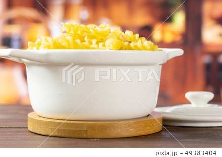 Raw italian torti pasta with rustic kitchen 49383404