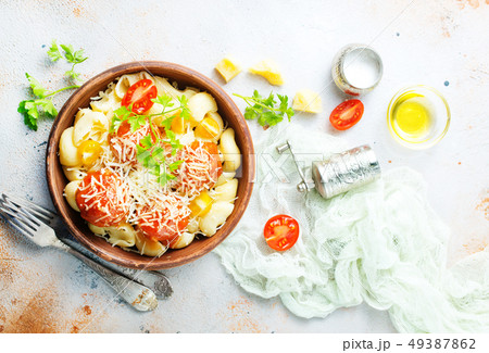 pasta with meatballs 49387862