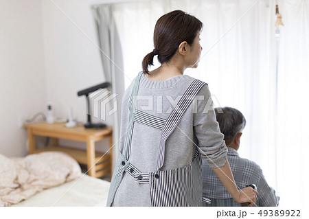 在宅介護 在宅介護 49389922